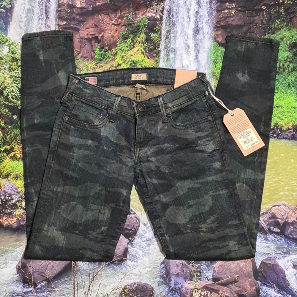 True Religion Skinny Jeans Casey Tiger Camo NWT 23 - Picture 4 of 10
